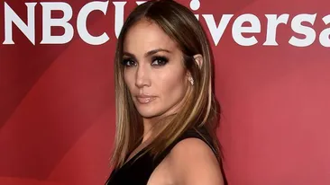 JENNIFER LOPEZ a fost dată în judecată! Cântăreaţa a dat o „ţeapă“ de 50 de mii de dolari