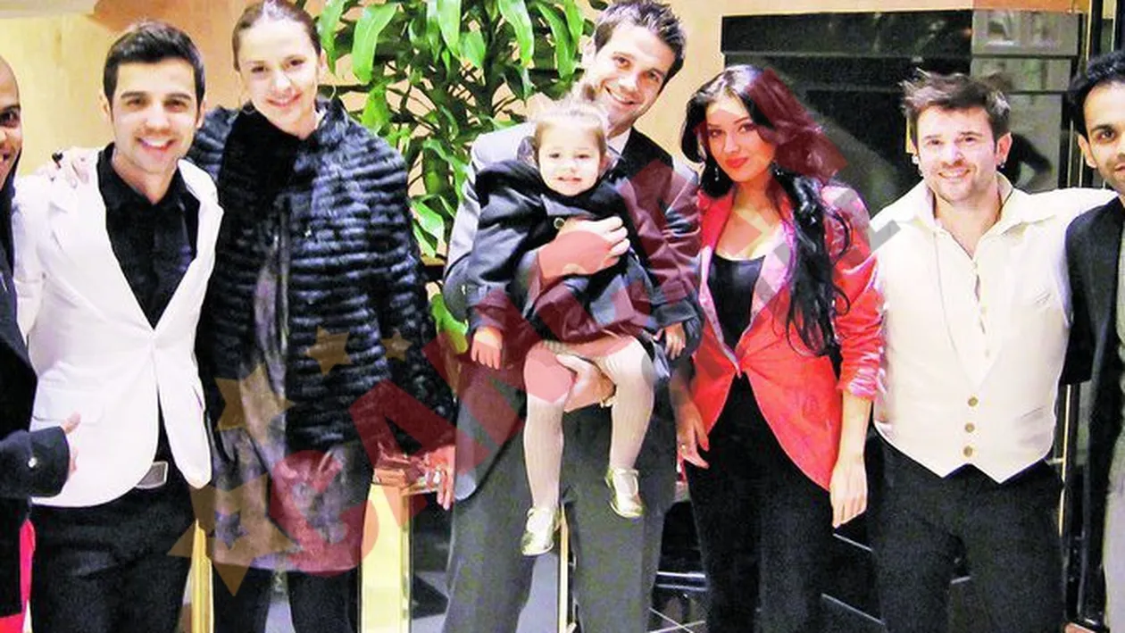 Ela, de la Mandinga, a cumparat deja 100 de cadouri!