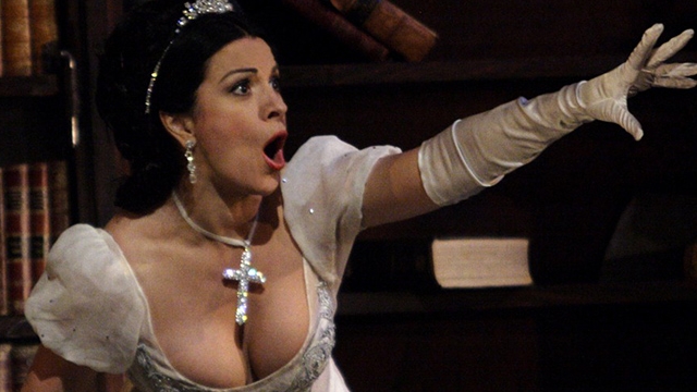 L-a uitat pe Cezar Ouatu! Angela Gheorghiu s-a cuplat cu un pusti cu 22 de ani mai tanar. Vezi cat de fericiti sunt impreuna