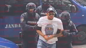 Imagini fabuloase! Fiul lui Emi Pian și iubita, aduși în cătușe la audieri + Bolidul interlopului, ridicat de autorități