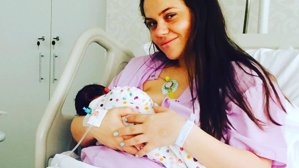 Cum arată Cristina Şişcanu la aproape trei săptămâni de când a născut. Are o siluetă de…
