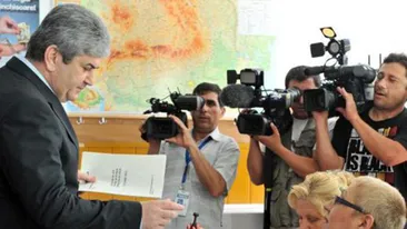ALEGERI PREZIDENTIALE: Vicepremierul Gabriel Oprea a votat