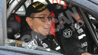 Victor Ponta, aclamat de bacauani la Raliul Moldovei