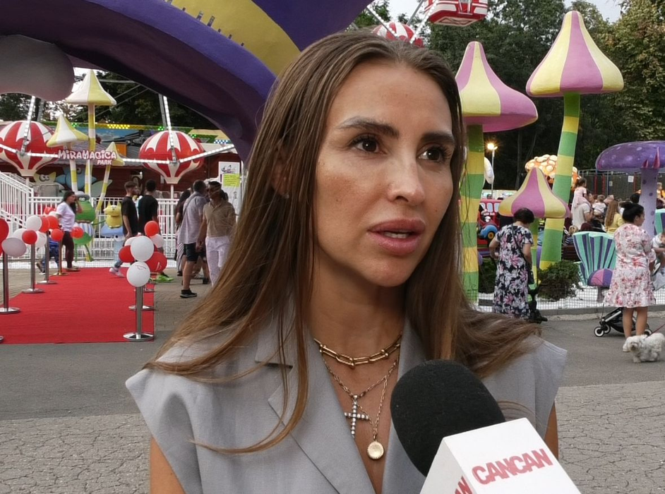 Coşmarul artistei nu se sfârşeşte de 13 ani! Încearcă în zadar să îşi recupereze fiica: “Niciodată nu va mai putea fi o relație normală”