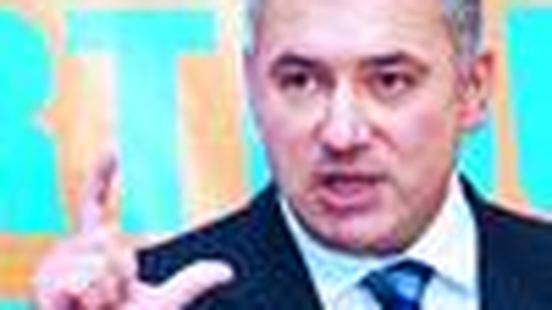 Adriean Videanu "amaneteaza" actiuni