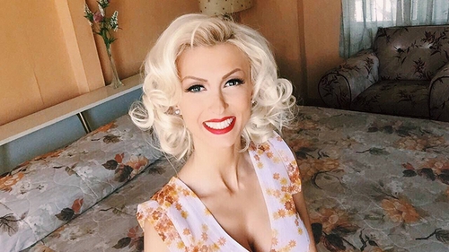 ANDREEA BĂLAN, de nerecunoscut, cu doar câteva zile înainte de naştere! S-a pozat goală, apoi...