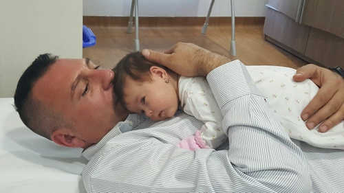 Ultima oră! Ce se întâmplă cu fiica lui Christian Sabbagh după ce a fost externată