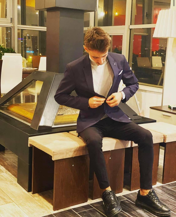 Alertă în România! Cristian Filip, un influencer milionar de 21 de ani, a dispărut fără urmă. Cine îl vede, să sune imediat la Poliție