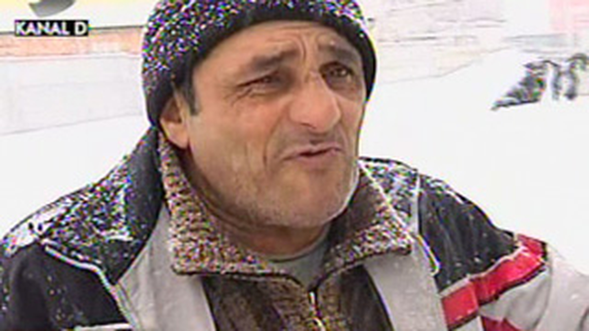 VIDEO Tatal lui Nicolita, in culmea disperarii! "N-am apa, caldura si nici lumina! Banel este salvarea mea!"