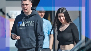 Artista care a aruncat Youtube-ul în aer cu piesa Macarena nu se mai ascunde. Primele imagini cu Erika Isac și iubitul pe care l-a ținut secret!