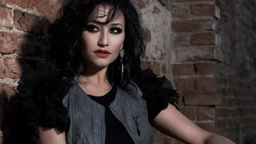 Incredibil ce face Claudia Patrascanu la 7 dimineata! Ia uite cum a fost surprinsa bruneta