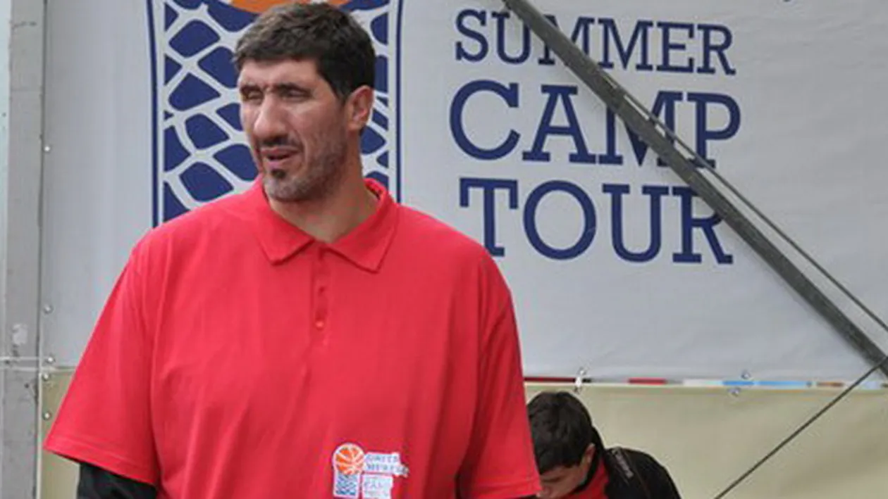 N-o sa crezi cum arata sotia URIASULUI Ghita Muresan! Blonda este sufletul petrecerilor!