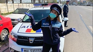 Larisa Iordache, jignită pe Facebook, după ce a apărut în uniforma Poliției! Reacția campioanei la gimnastică: ”Vă plimbați pe stradă fără să vă pese!”