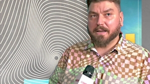 Micutzu este unul dintre “greii” din industrie, dar nu uită ce a făcut cu primii bani: "Au fost 50 de lei și probabil mi-am luat băutură!"