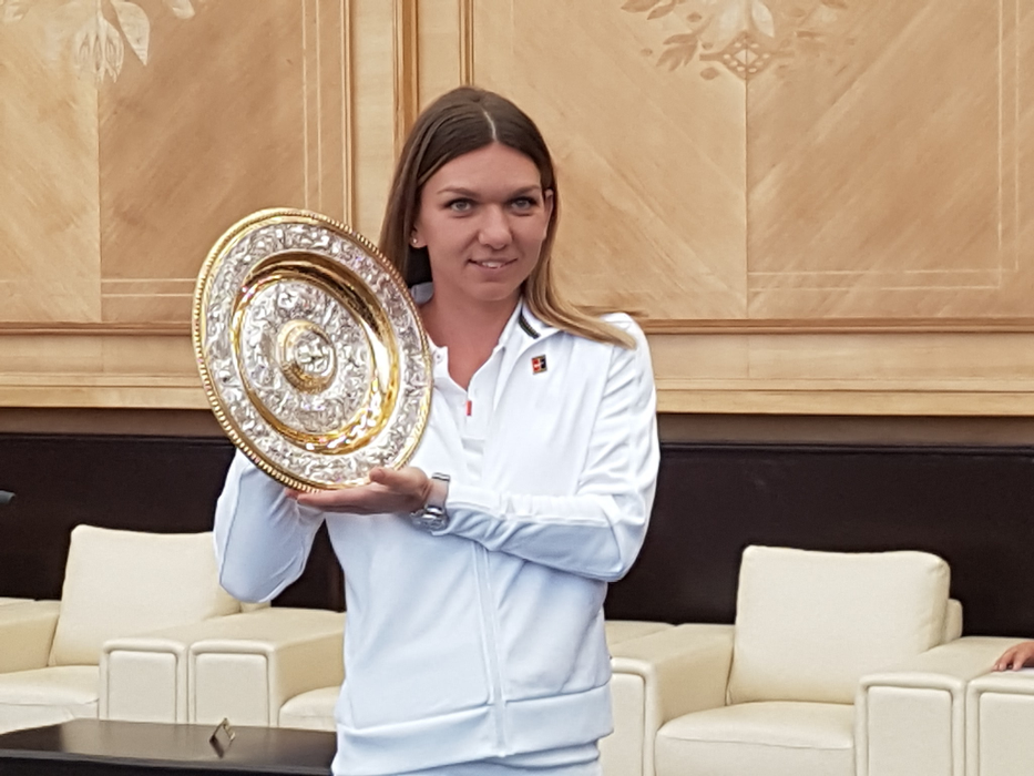 Simona Halep a ajuns în România! Este primită la Salonul Oficial de la aeroportul Otopeni