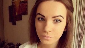 La doar 25 de ani, Larisa a pierdut lupta cu boala! Tânăra a înduioşat o ţară întreagă cu suferinţa ei