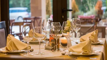 „Schema” de pe litoral care face gaură în buzunarele patronilor. Un cuplu a comandat cel mai scump preparat din meniul unui restaurant, dar n-a plătit consumația. Ce s-a întâmplat la scurt timp