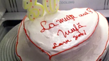 Diana Dumitrescu a facut tort de ziua sotului ei! La multi ani, Mufa! I love you