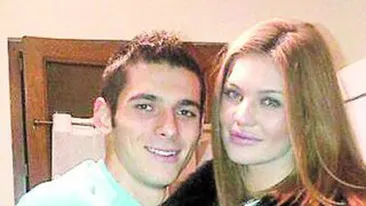 Protejatul Briliantului de la Cesena se iubeste cu o bunaciune. Il imita pe Mutu si la capitolul femei