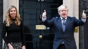 Premierul Boris Johnson a devenit tătic pentru a șaptea oară!