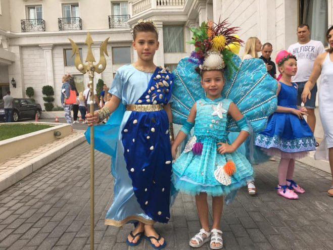 Un copil de 10 ani din Medgidia, cel mai frumos băiat din lume! Mario Fabian Busuioc a fost premiat la concursul Little Mister United World, Grecia 2017