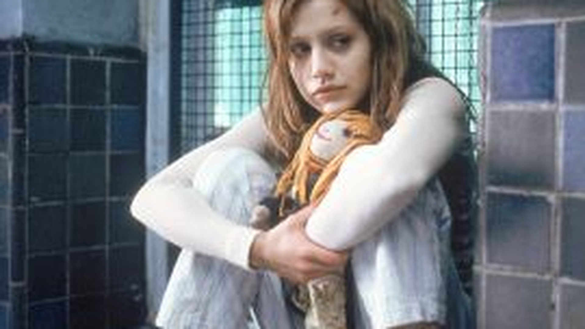 Brittany Murphy lua 200 de pastile anti-depresive pe luna!