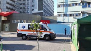 Copil de doar 1 an şi două luni, confirmat cu COVID-19 la Slatina