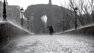 Prognoza meteo 11 mai: Va ploua în toată țara! Maxime de 28 de grade