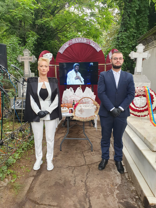 40 de zile fără Ion Dichiseanu! Imagini în premieră de la parastasul marelui actor