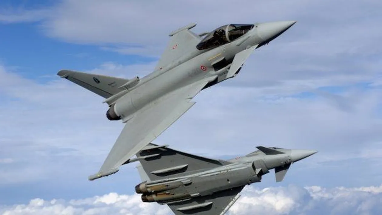 Alertă în aer! Două avioane de luptă au preluat o aeronavă de pasageri! Ce s-a întâmplat în timpul zborului