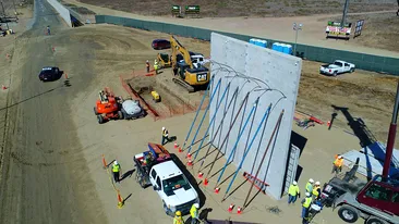 Primele imagini cu zidul lui DONALD TRUMP! Construcţia va fi una masiva şi a fost filmată pe ascuns