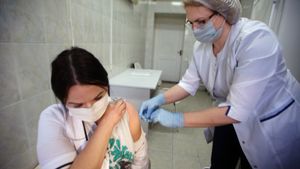 O tânără de 17 ani din Târgu Jiu a fost vaccinată din greșeală cu alt ser anti-COVID-19