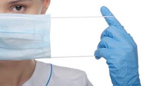 După acest interval de timp, masca de protecție nu mai este eficientă împotriva COVID-19: ”Infectatul asimptomatic nu prezintă simptomele bolii, dar elimina virusul”