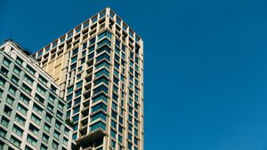Paradoxul Coreei de Nord: săracii locuiesc în penthouse-uri. Dezvăluiri inimaginabile