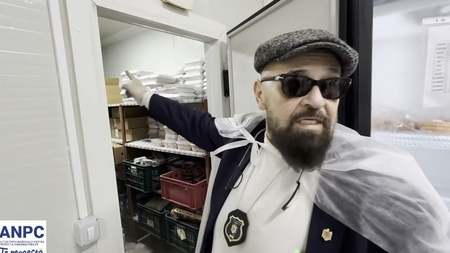 IREAL ce a putut să găsească Piedone la celebrul restaurant ”Carul cu flori” din Craiova: ”Carul cu cancer e aici!”