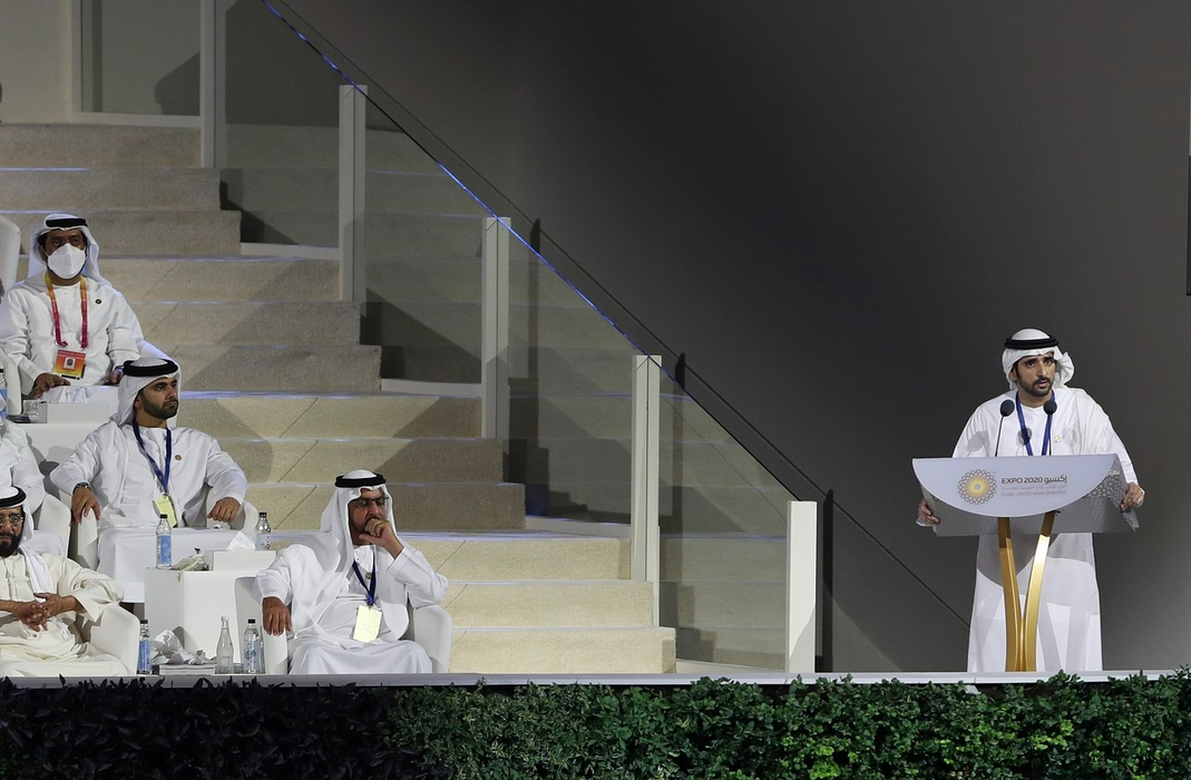 Asta-i cea mai tare harfă de Dubai! Prințul moștenitor al emiratului și-a comandat o cafea ”zburătoare”, livrată cu drona!