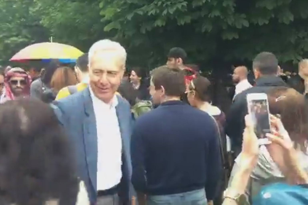 Hans Klemm, ambasadorul SUA în România, a venit la Marşul Diversităţii