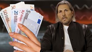 Am aflat ce salariu lunar primește Adi Vasile de la Antena 1, pentru a prezenta Survivor 2026