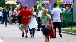 Anunț important pentru români. În ce condiții vom putea circula pe stradă, după 15 mai. “Măsura se aplică tuturor cetățenilor!”