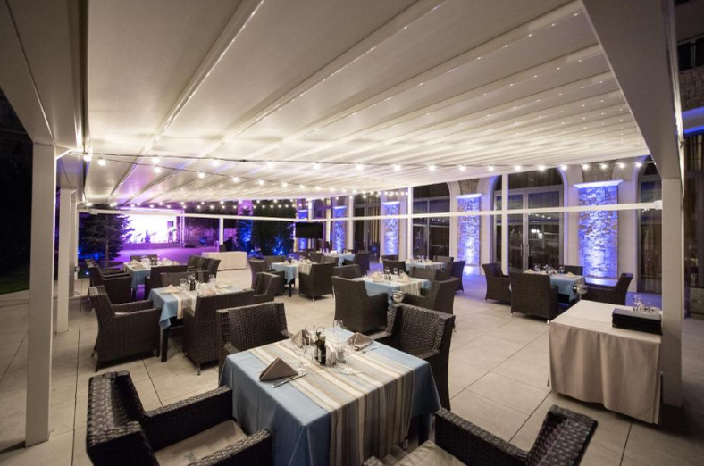 Cât costă o noapte de cazare, de sărbători, în hotelul lui Gică Hagi din Mamaia? Condiții de 5 stele și prețuri pe măsură/ sursă foto: Booking