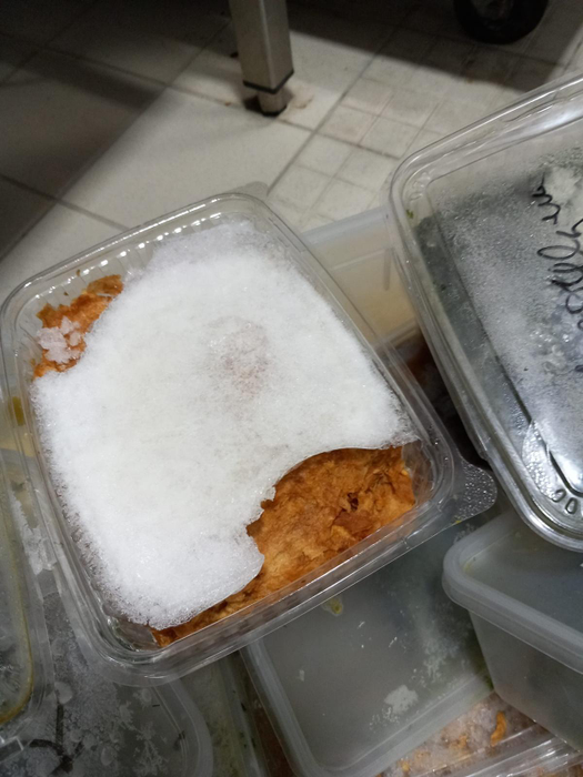 Ce au pățit 3 familii după ce au mâncat într-un restaurant din Harghita! Piedone a intrat iar în acțiune, imaginile sunt de nedescris