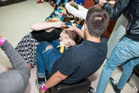 BOMBĂ ÎN SCANDALUL SEXUAL BANANA! Nimeni nu a observat un detaliu al scenelor explozive