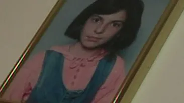 Uite-o pe Andreea Tonciu pe vremea cand era eleva si nu avea silicoane