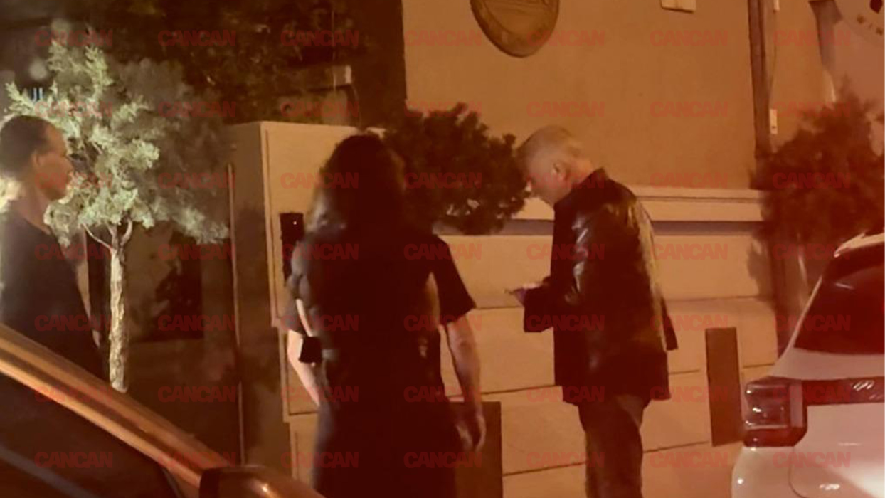”Țeapa” luată de James Hetfield. Clătinându-se ușor, a ieșit după 3 minute din restaurant, iar noi avem imaginile