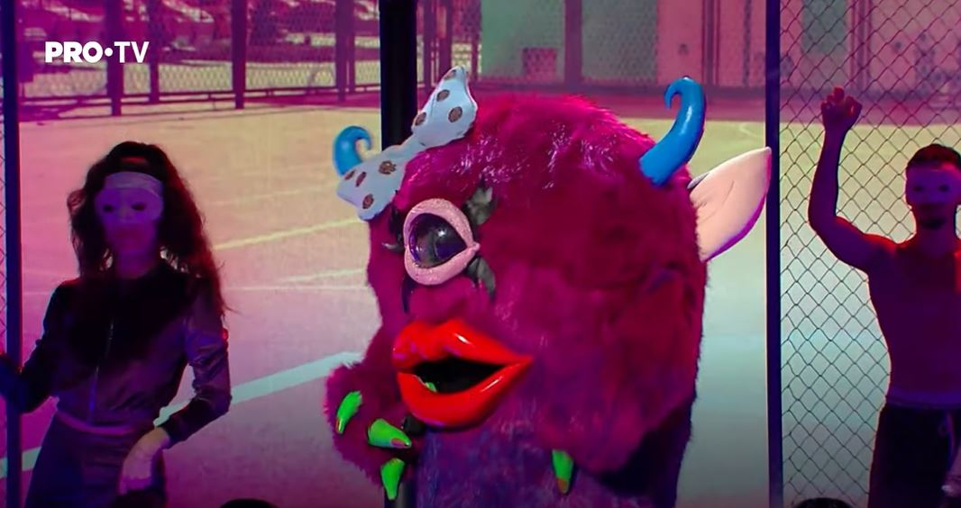 Oana Zăvoranu, apariție WOW la ”Masked Singer România” de la Pro TV! Reacția brunetei, după ce a fost demascată: ”Pentru asta o să fac reclamație”
