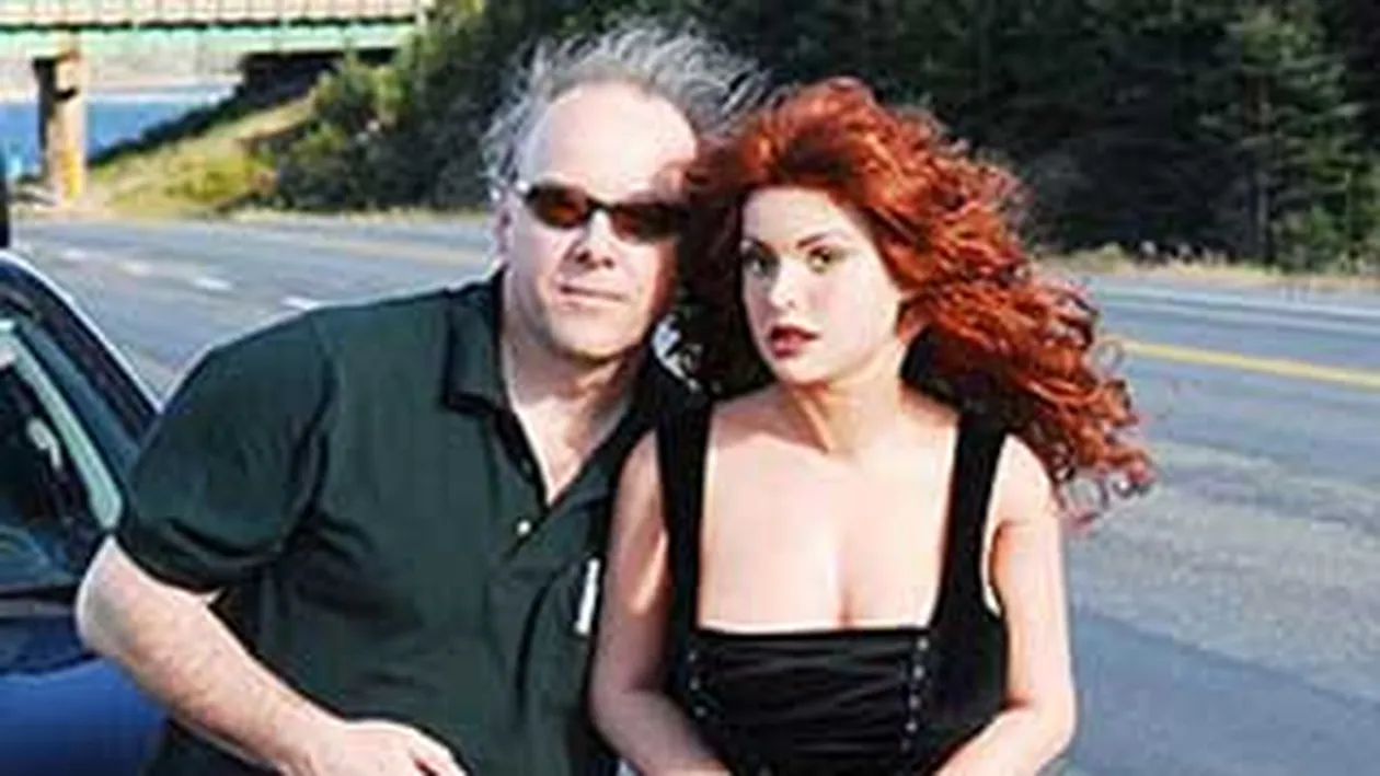 Si-a lasat sotia acasa si a plecat in vacanta cu papusa gonflabila