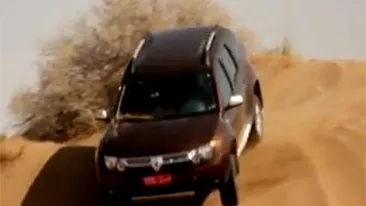 Dacia Duster, dusa la extrem in desert de faimosul pilot Mark Webber!
