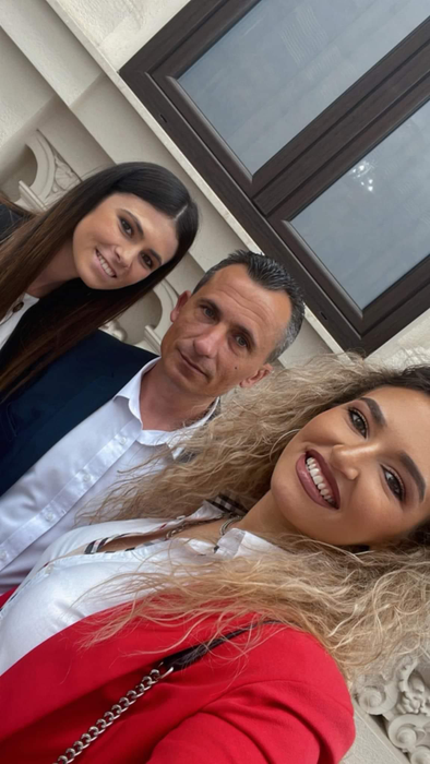Oana Leonte și Ana Maria Ioniță, "bunăciunile" foștilor grei din PSD