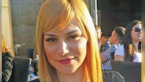 O poliţistă sexy a „incendiat” IPJ Iaşi pentru o mustrare! Femeia şi-a dat în judecată şefii după ce a fost acuzată de...prostie! Cum s-a terminat „meciul”