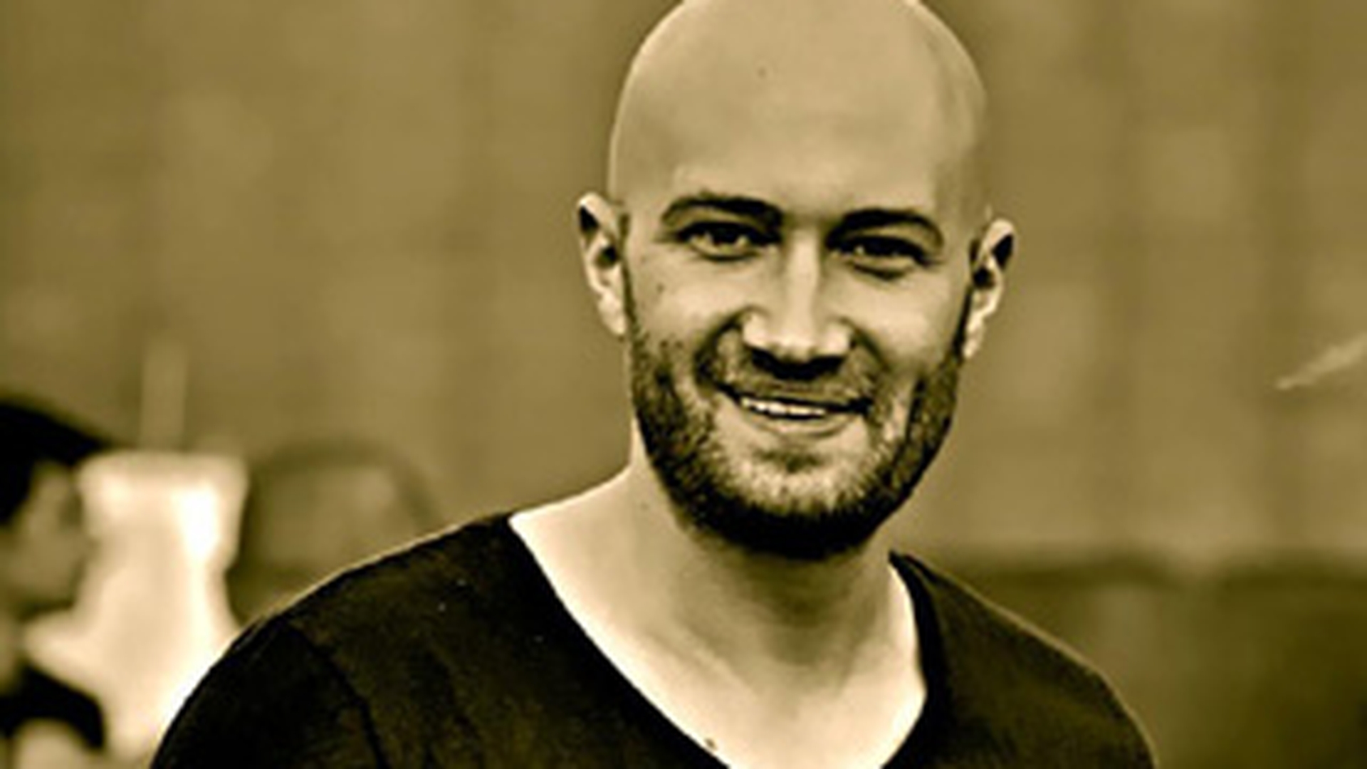"Seamana cu Moculeasca, dar e buna rau"! Uite ce prietena are Mihai Bendeac pe Facebook: "Ar trebui sa ma crucesc"
